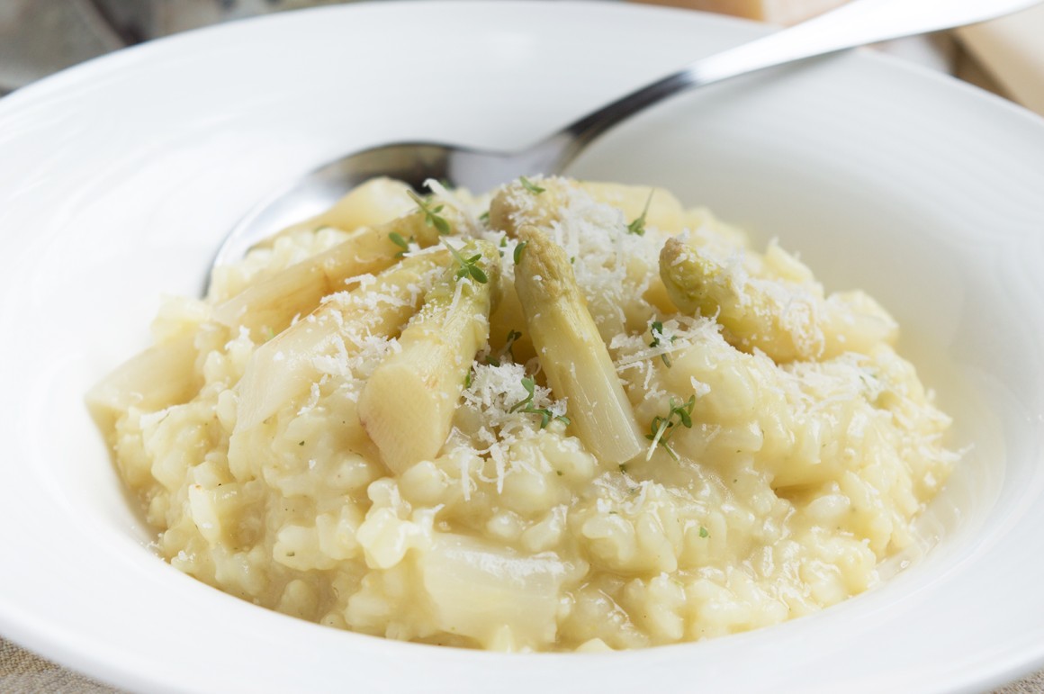 Risotto mit weißem Spargel