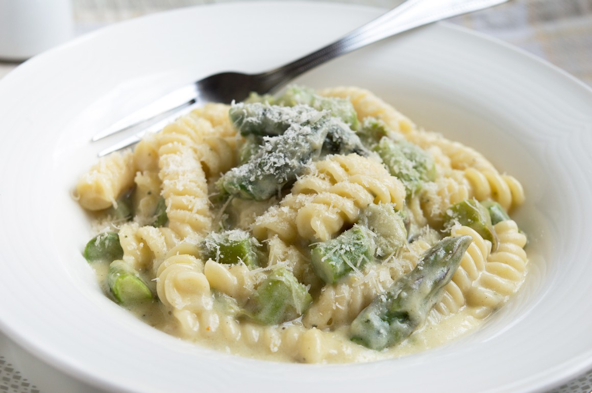 Zitronen-Spargel-Pasta