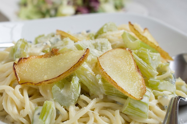 Spaghetti mit Gorgonzola-Sauce