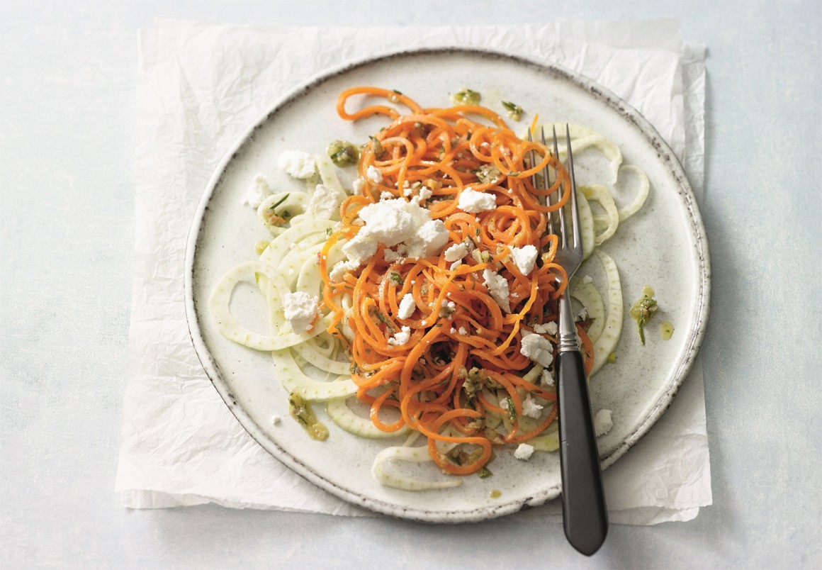 Möhrenspirelli auf Fenchel