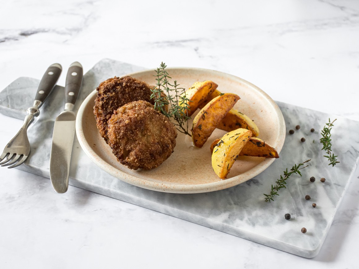 Frikadellen mit Thymiankartoffeln - Rezept