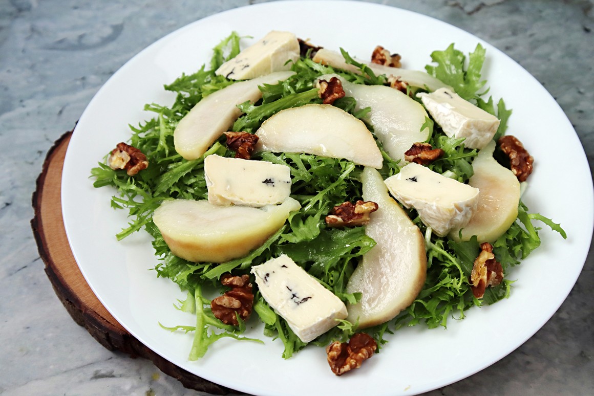 Birnensalat mit Nüssen - Rezept