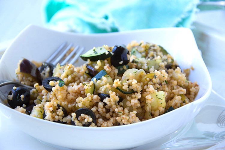 Bulgur-Salat mit Oliven