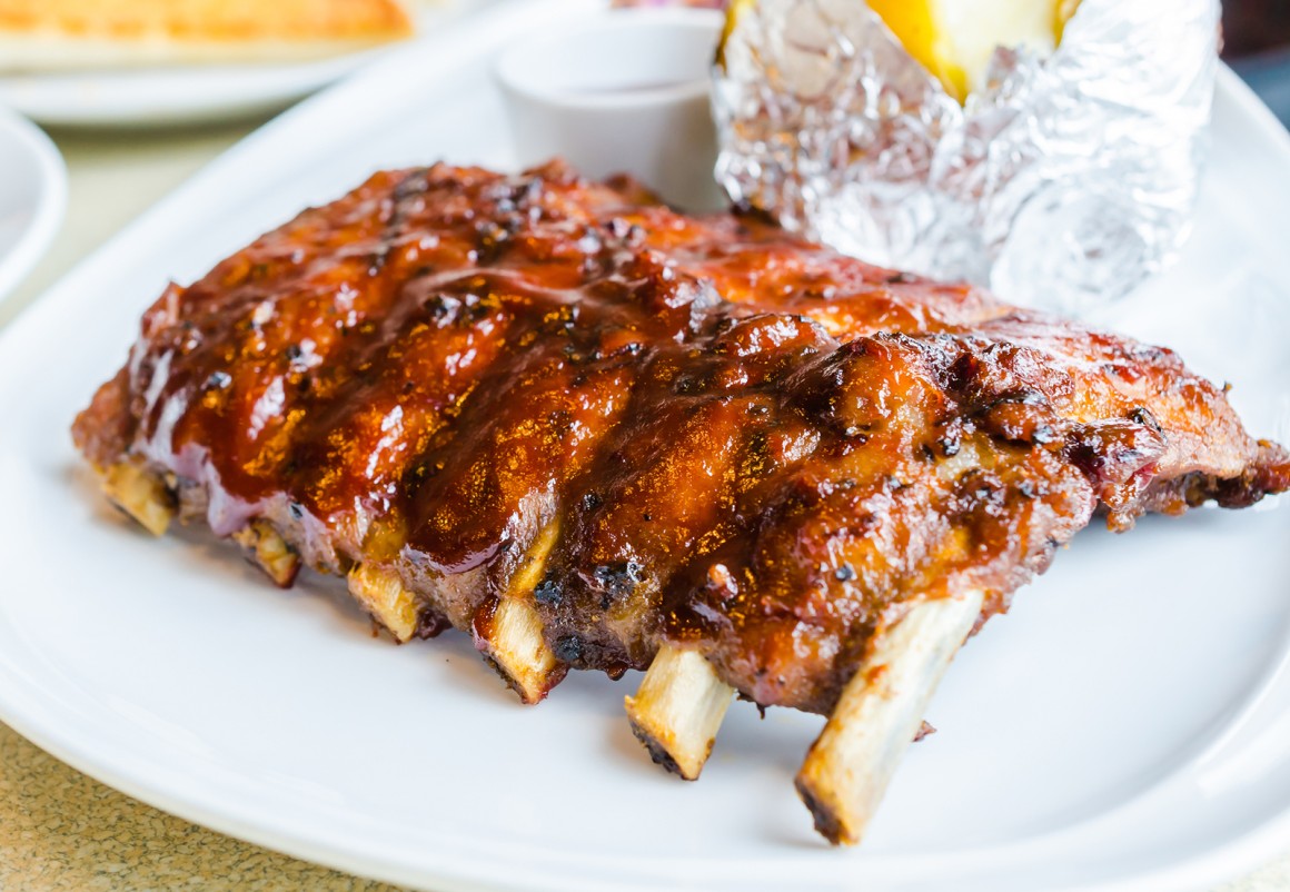 Gedämpfte Spareribs vom Grill