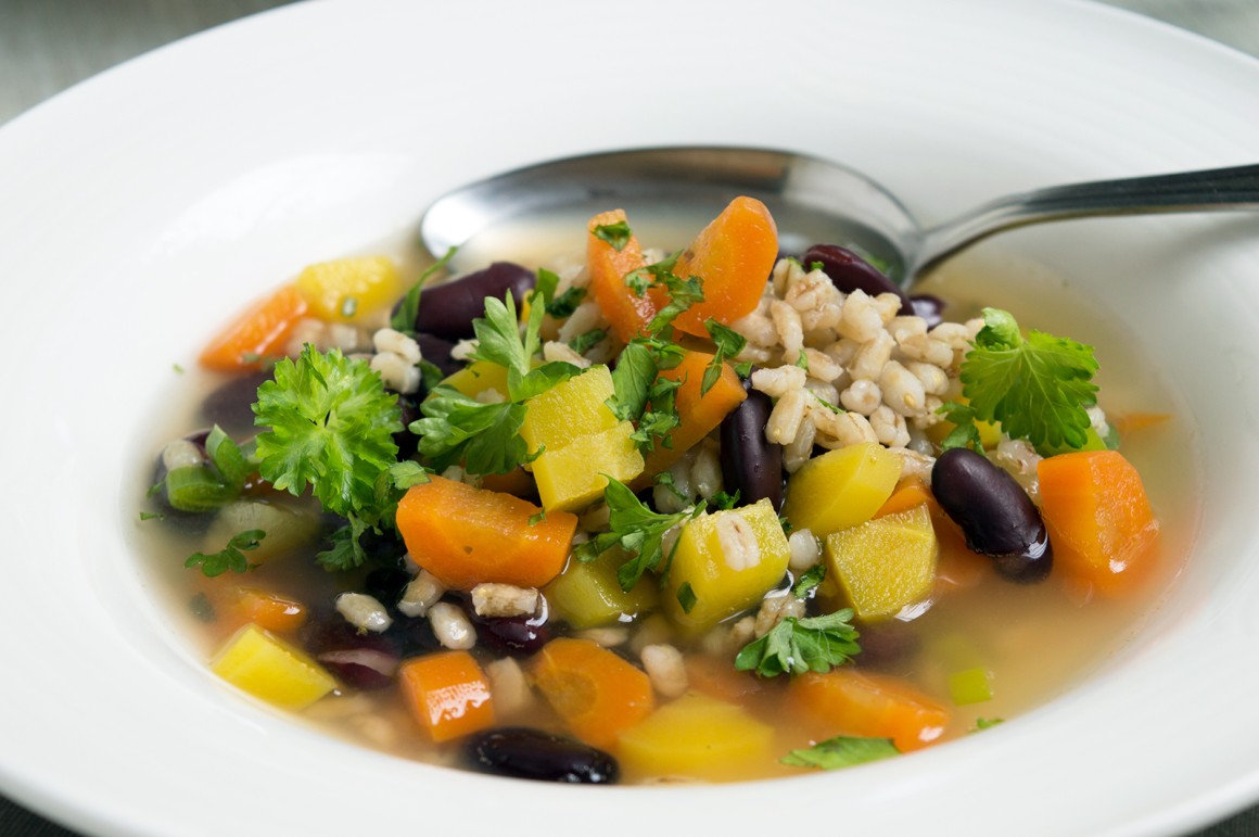 Gemüsesuppe mit Perlgraupen