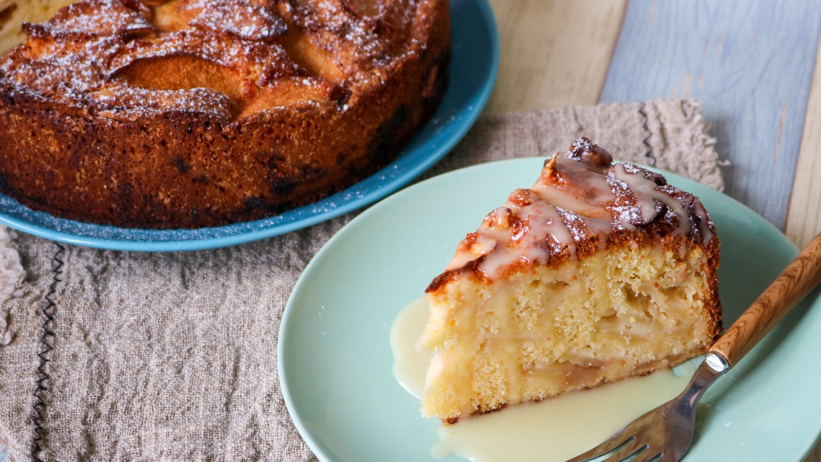 Apfelkuchen mit Rum-Glasur