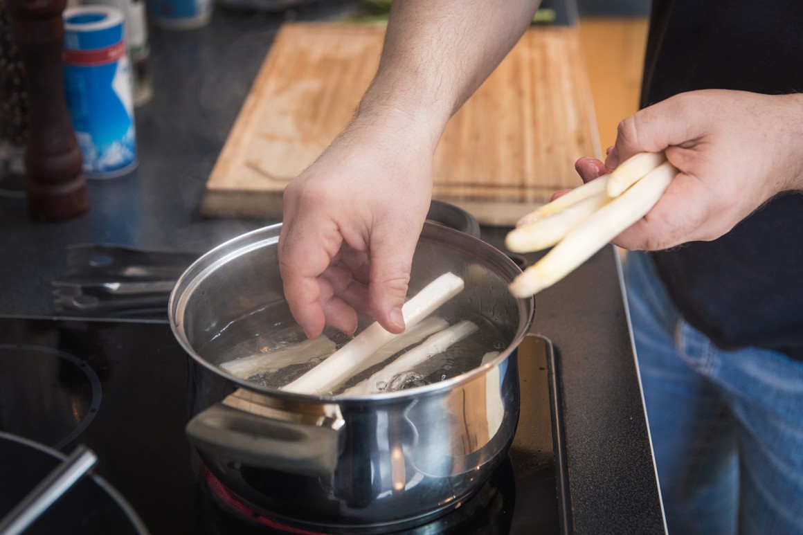 Grundrezept weißer Spargel - Rezept