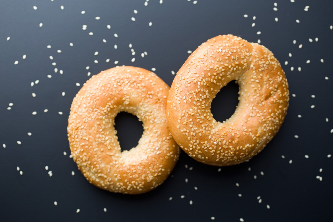 Bagel mit Sesam