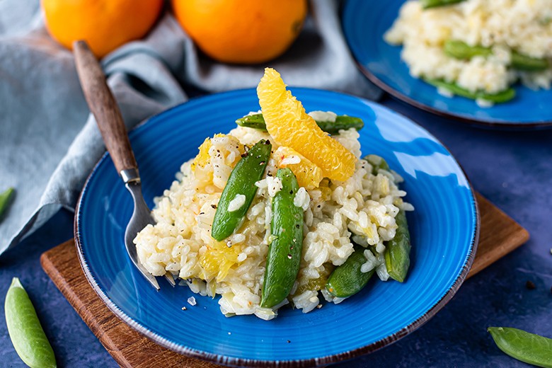 Orangen-Risotto mit Zuckerschoten