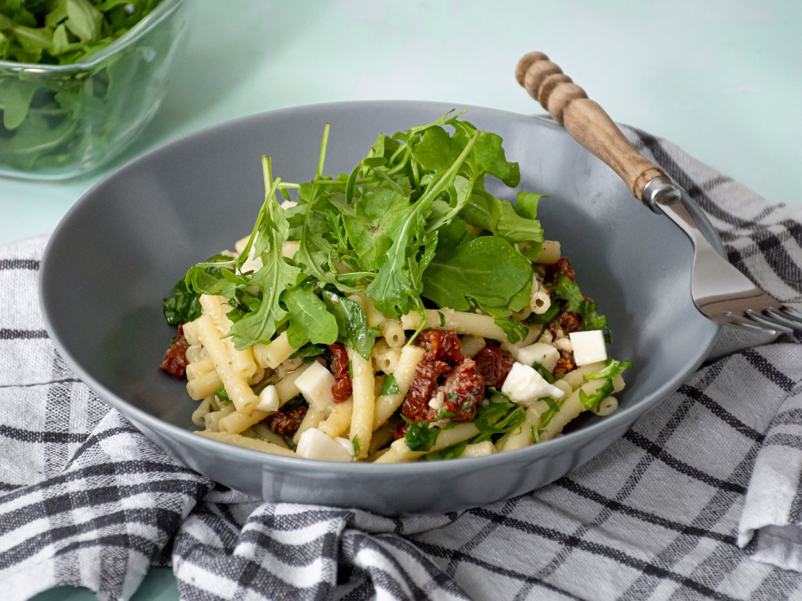 Makkaroni mit eingelegten Tomaten - Rezept