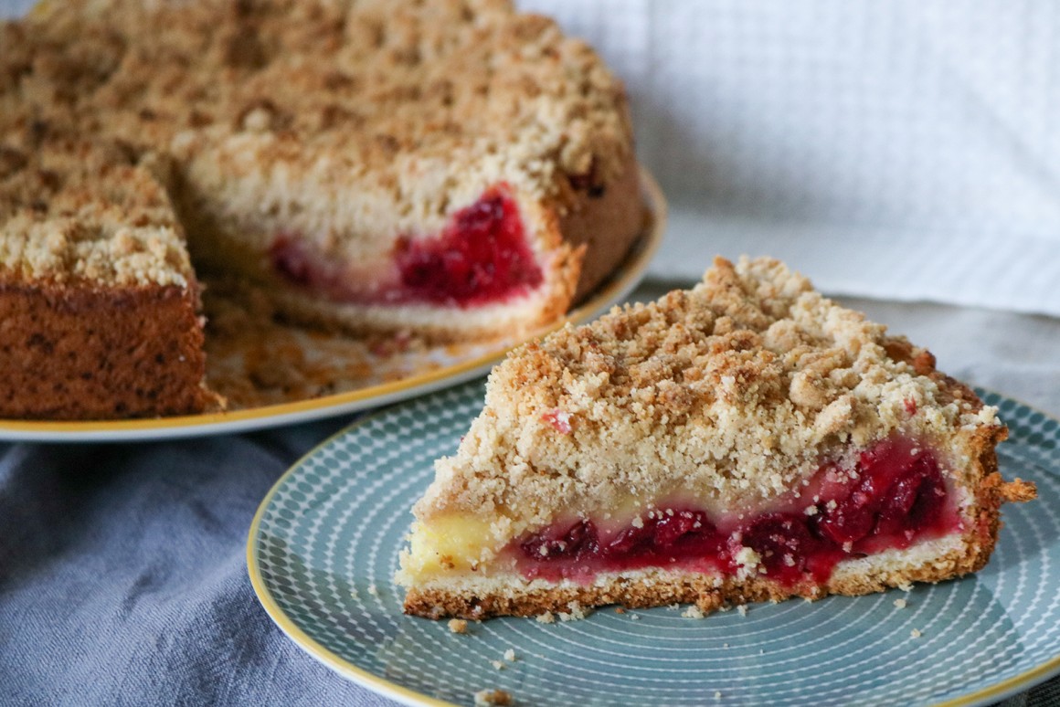 Kirschkuchen mit Streuseln
