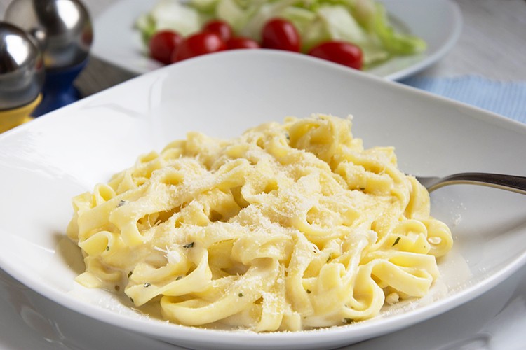 Tagliatelle mit Gorgonzolasauce