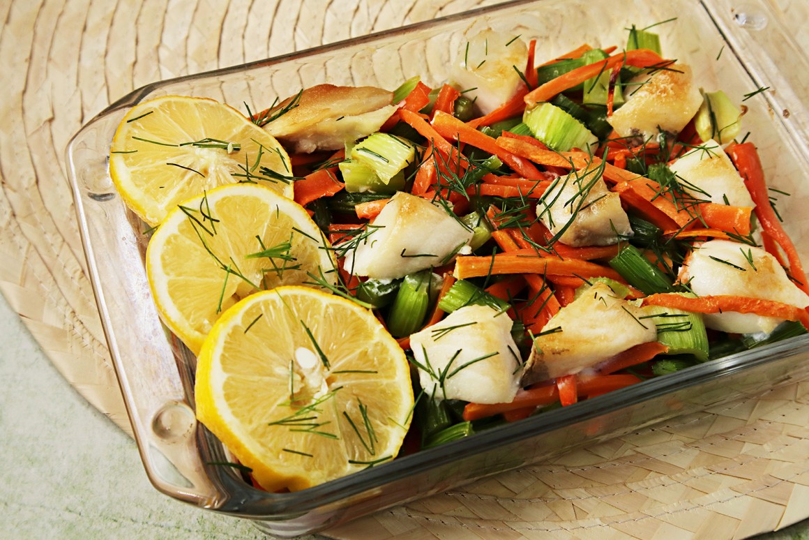 Fisch mit Möhren und Sellerie