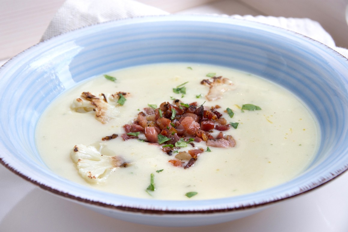 Blumenkohlsuppe mit Speck