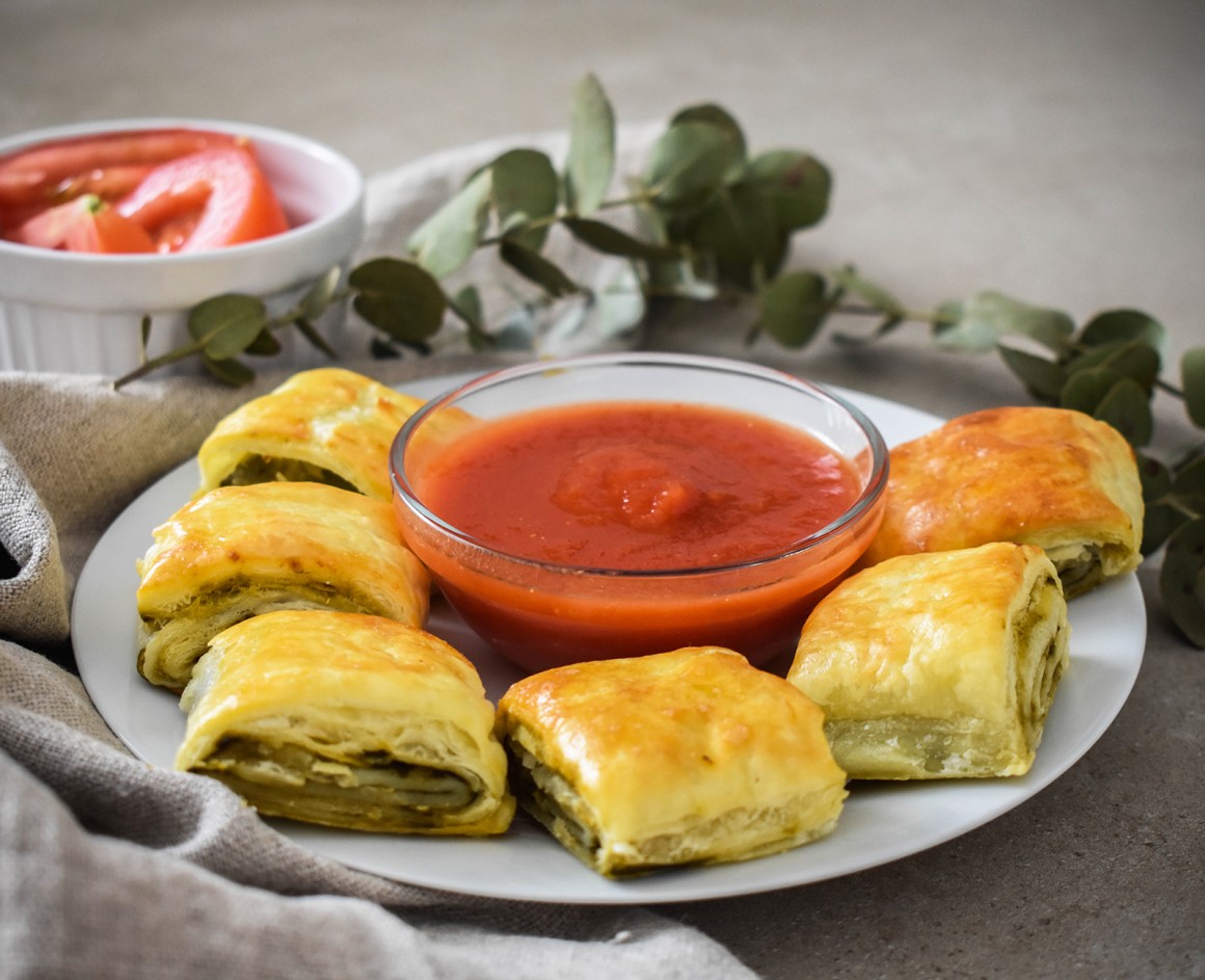 Spinat-Tomaten-Schnecken