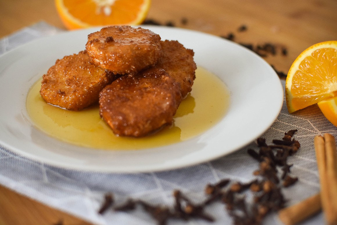 Frittierter Ziegenkäse