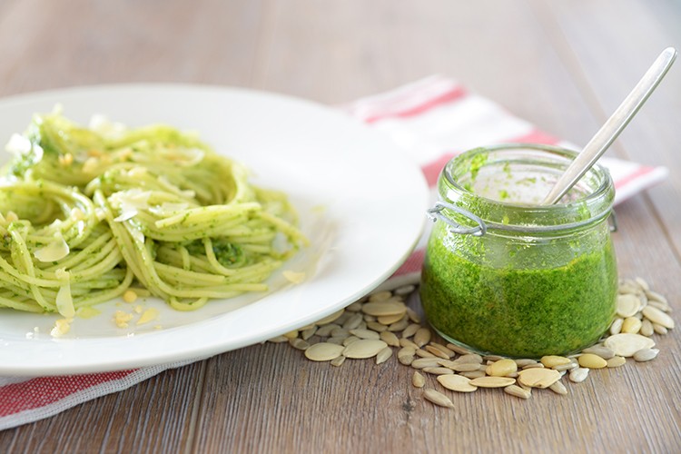 Spaghetti mit Bärlauchpesto