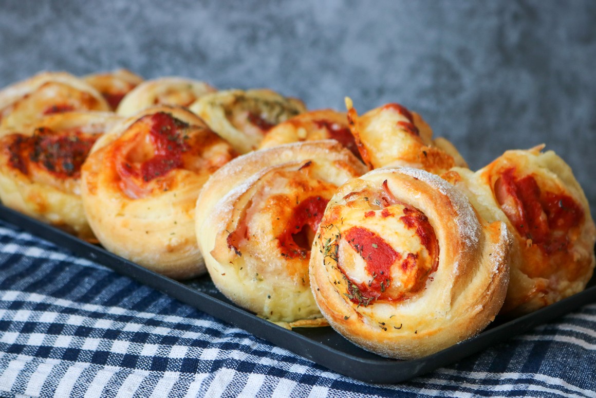 Pizzaschnecken mit Schinken