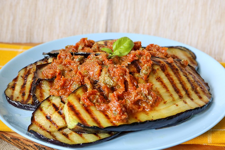 Grillauberginen