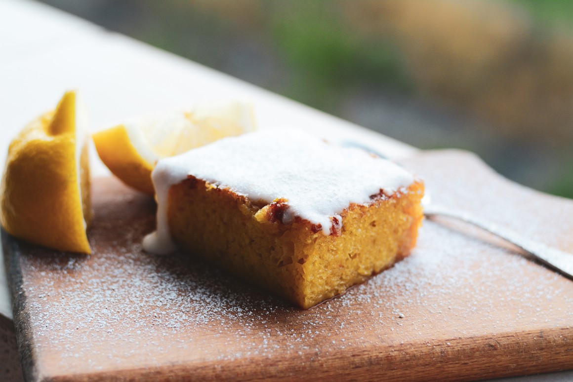 Zitronenkuchen mit Quark