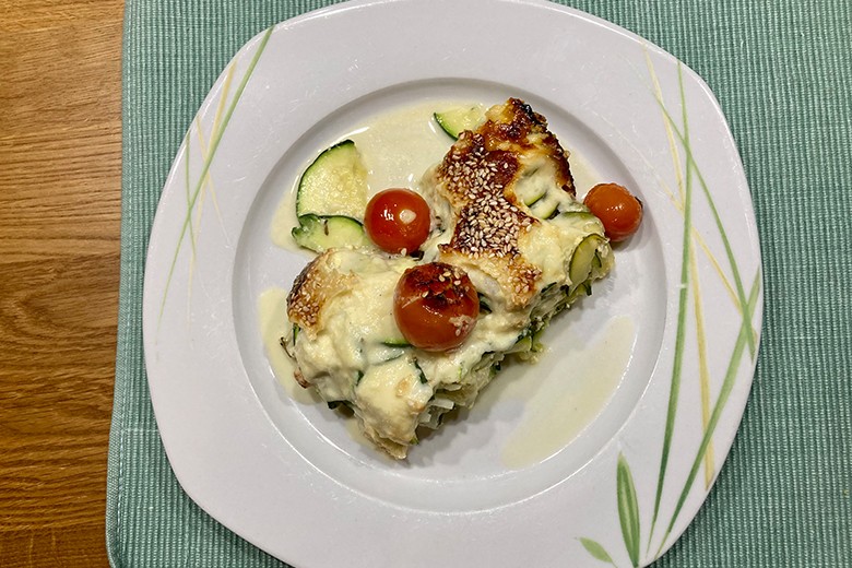 Zucchini-Gratin mit Tomaten