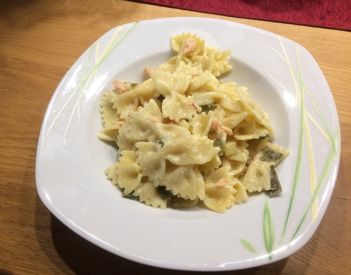 Farfalle mit Räucherlachs