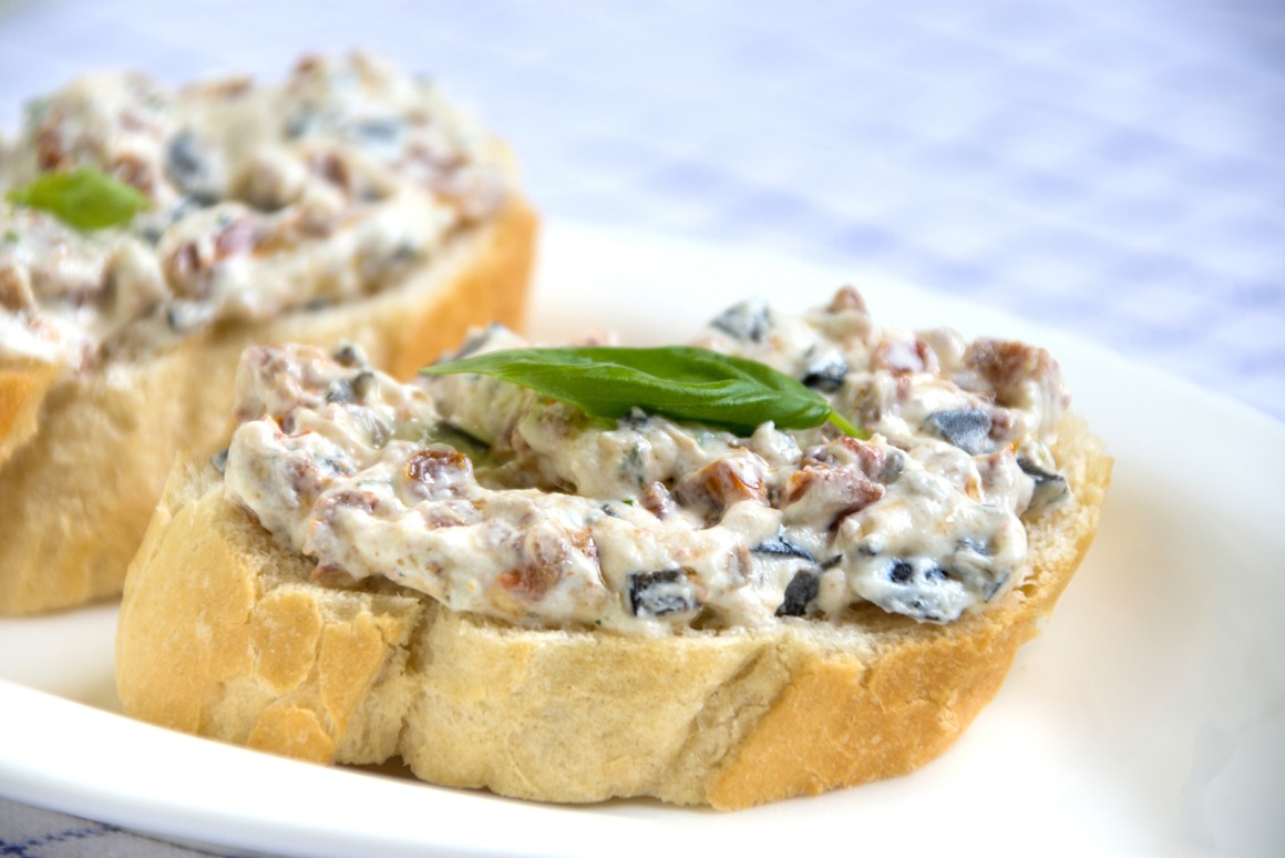 Mediterrane Schafskäse-Creme - Rezept