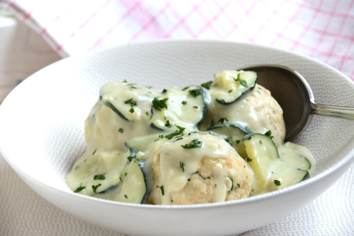 Ricottasauce mit Zucchini