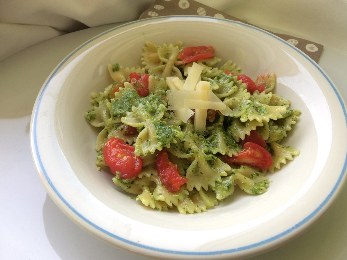 Nudel-Pesto-Salat