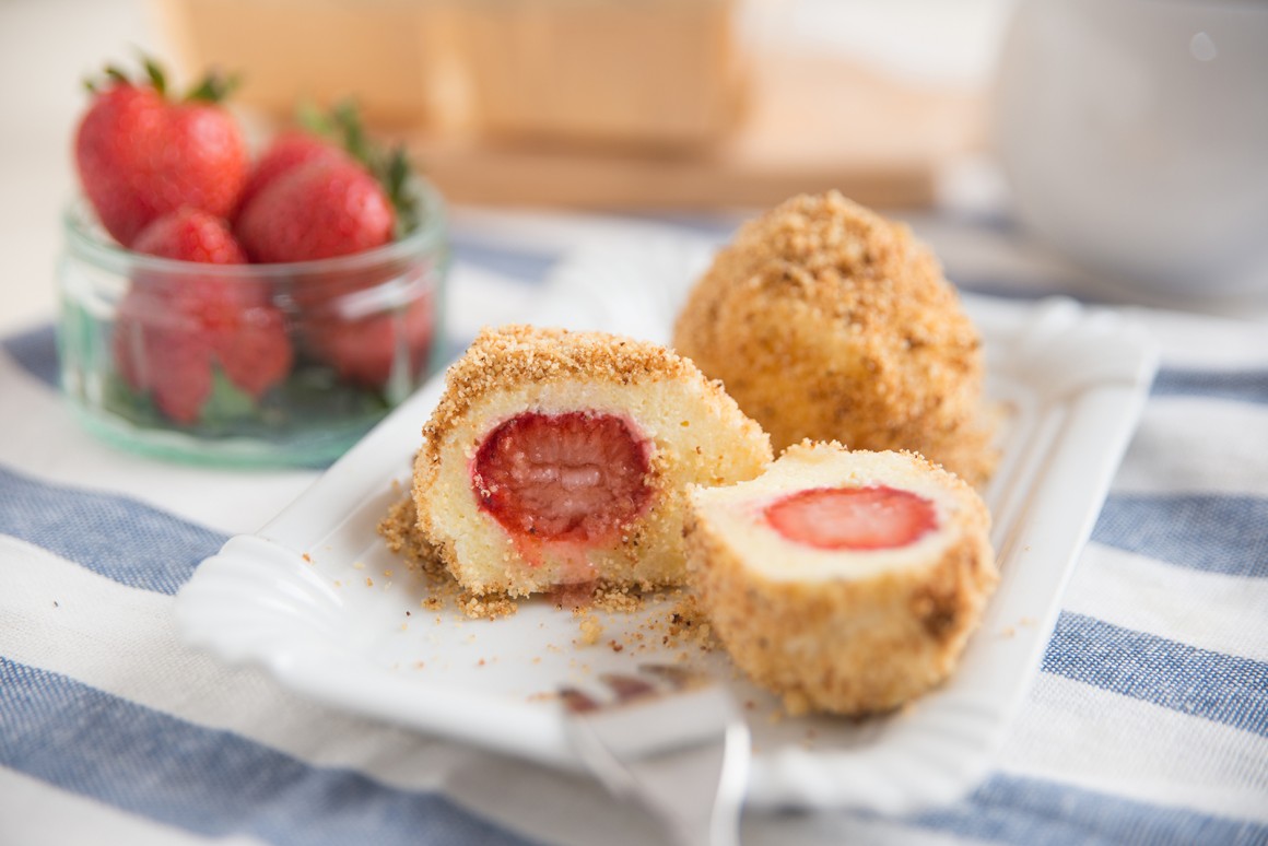 Erdbeerknödel aus Kartoffelteig