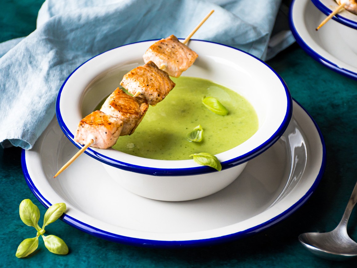 Brokkolisuppe mit Lachs