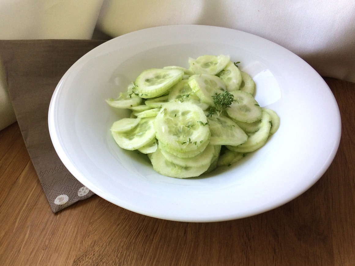 Schneller und einfacher Gurkensalat