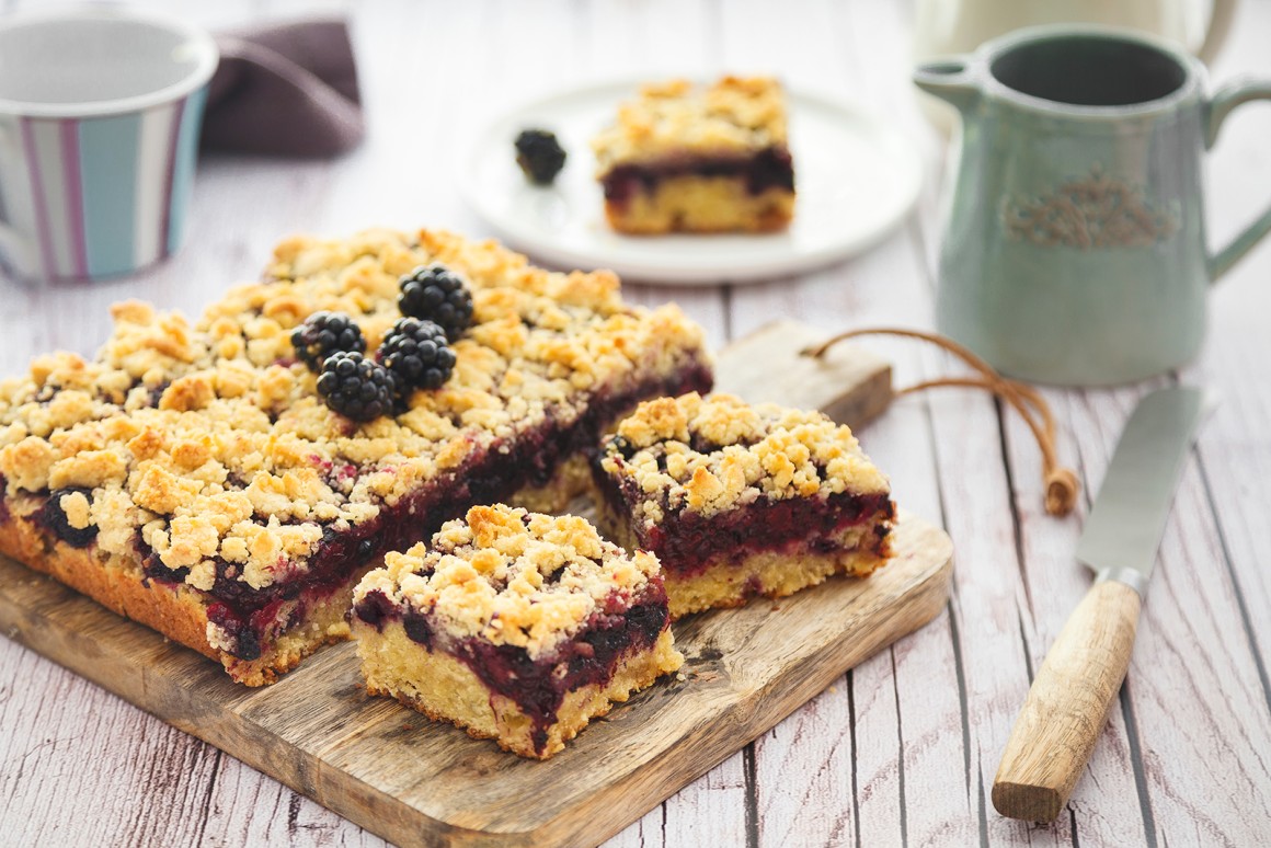 Brombeerkuchen mit Streuseln