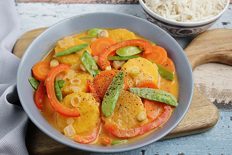 Orientalisches Curry mit Kochbananen