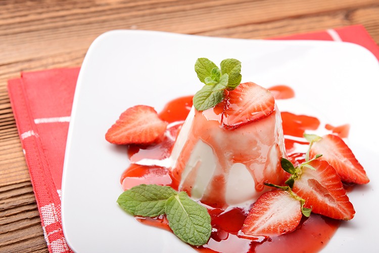 Panna Cotta mit Erdbeeren