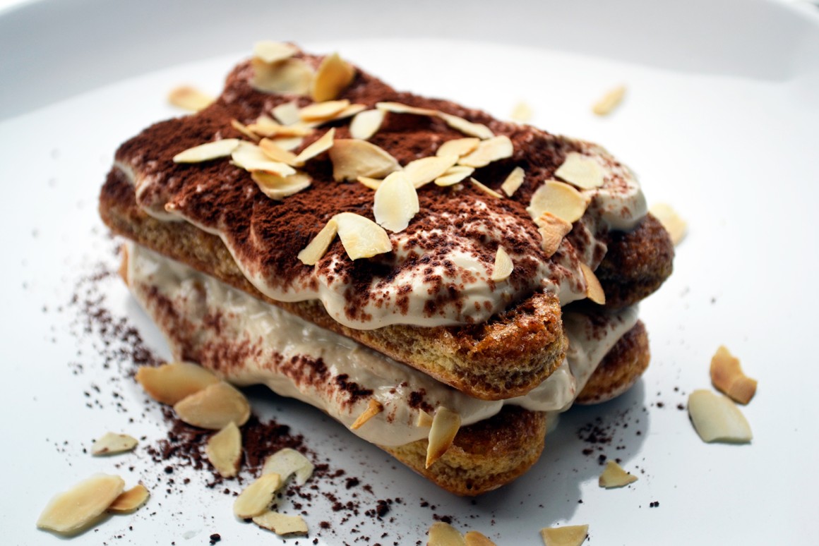 Tiramisu mit Mandeln