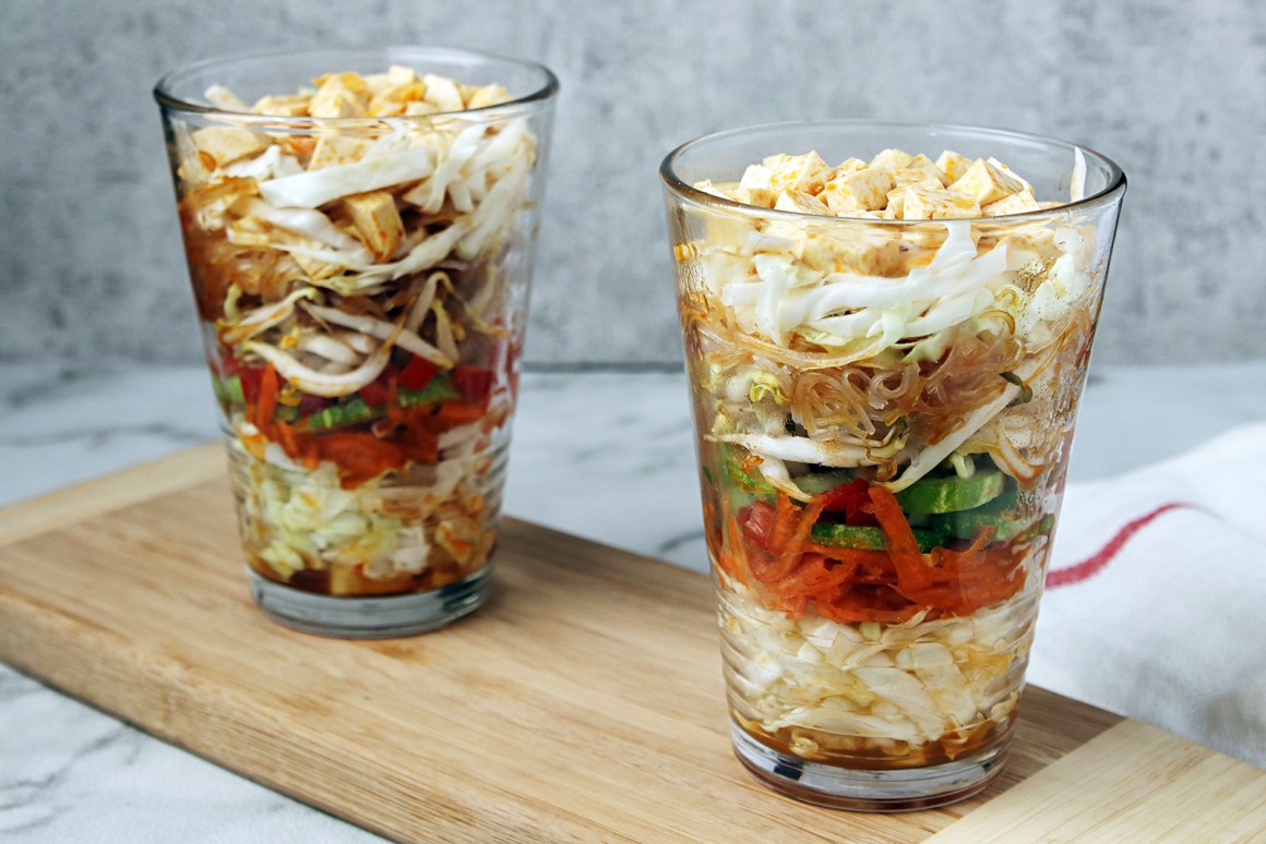 Asiatischer Schichtsalat