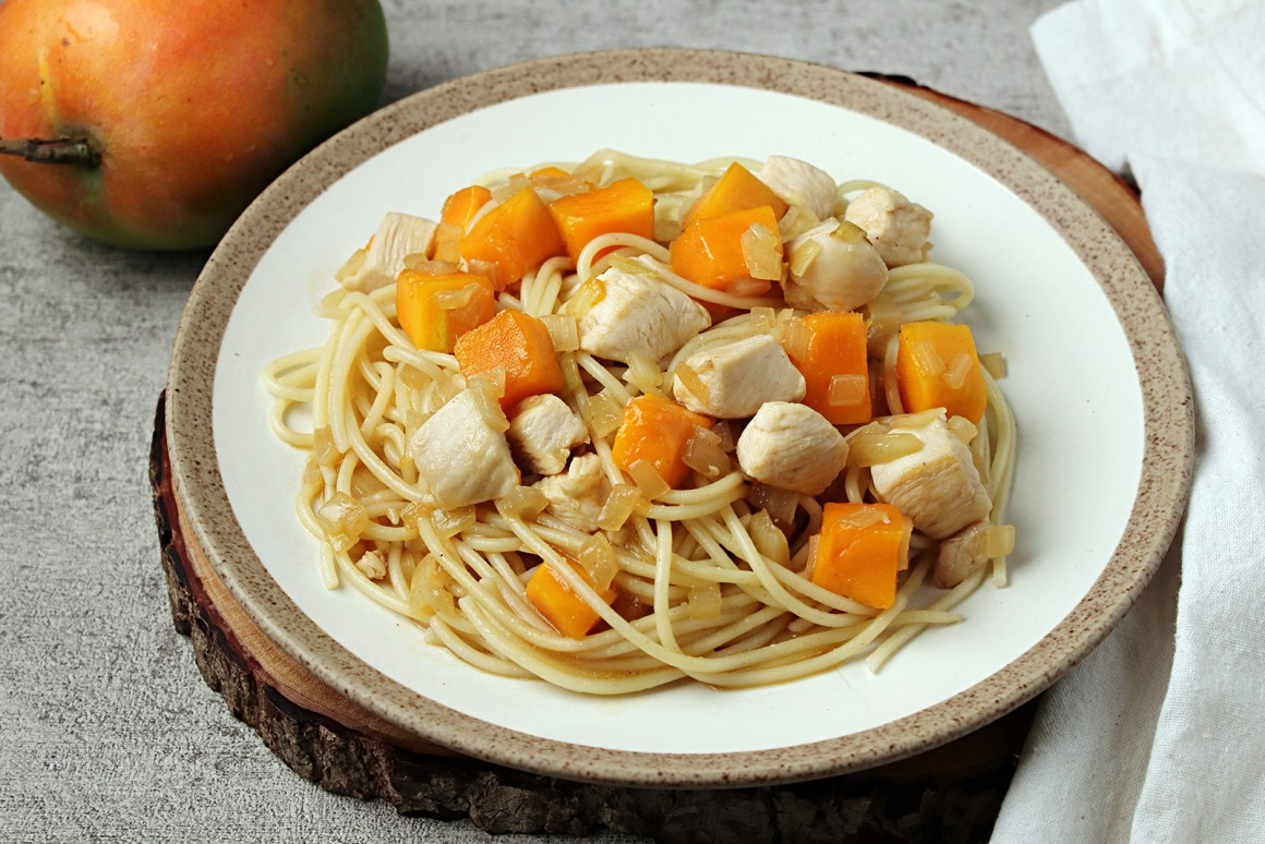Hühnchen-Mango-Pasta