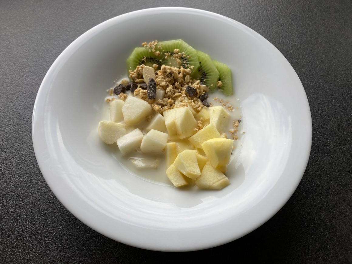 Obstsalat mit Crunch