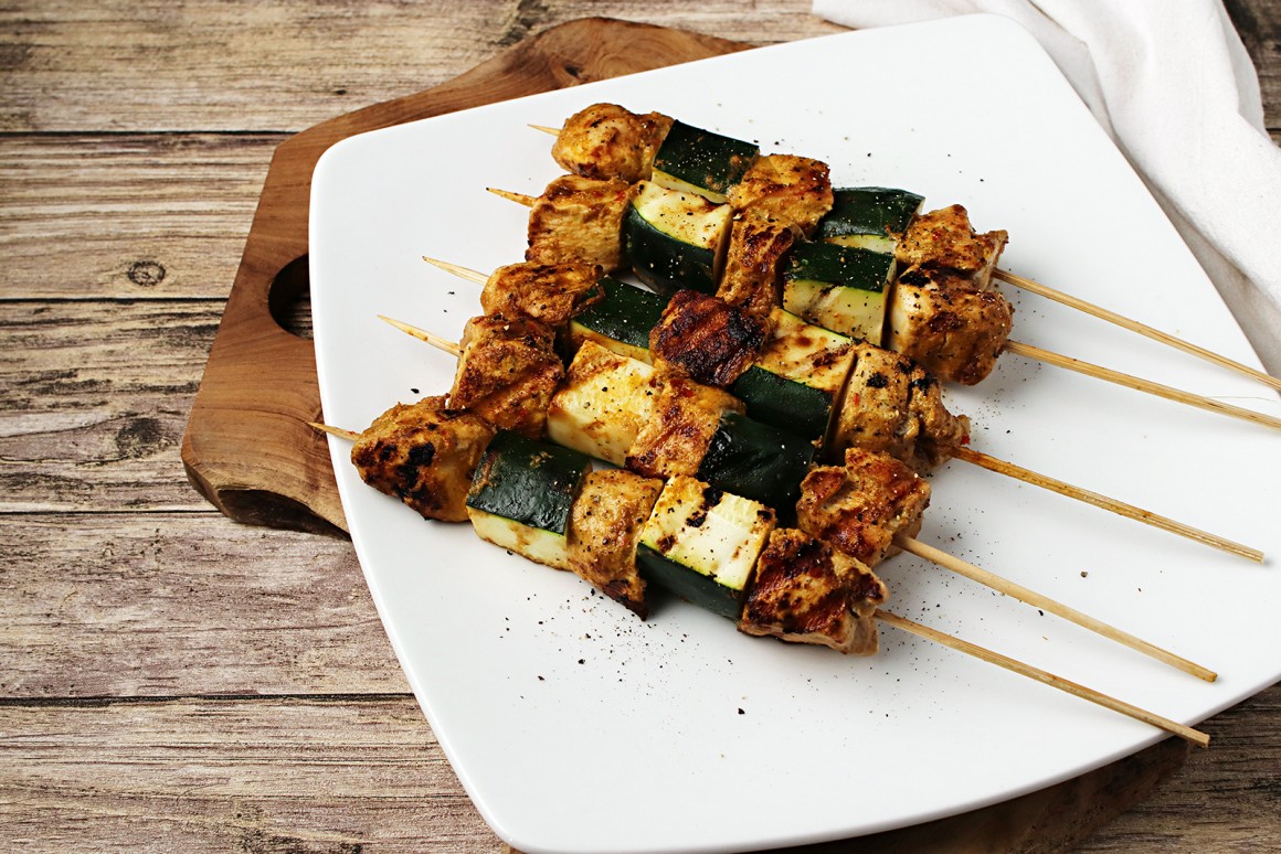 Hühnerspieße vom Grill mit Thai-Marinade