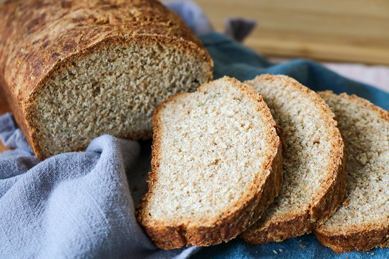 Dinkel-Kräuter-Brot