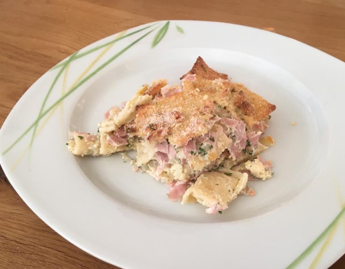 Überbackene Schinkenfleckerl