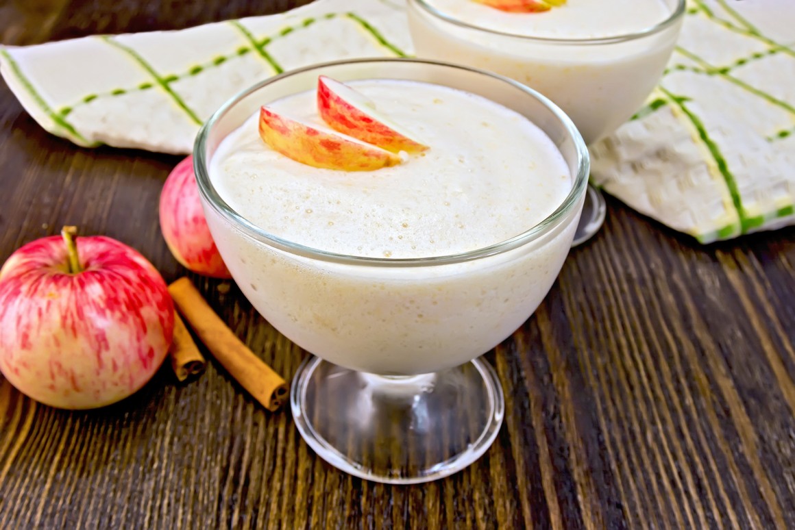 Apfelpudding mit Sahne - Rezept