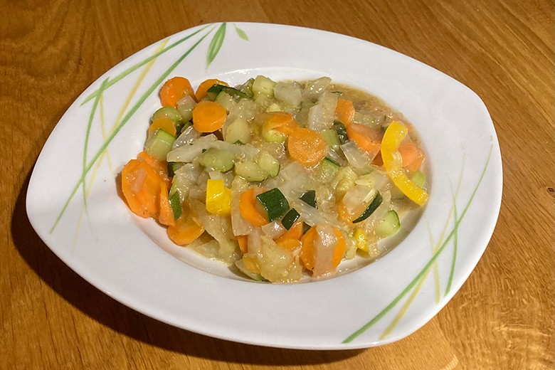 Amaranth-Topf mit Gemüse