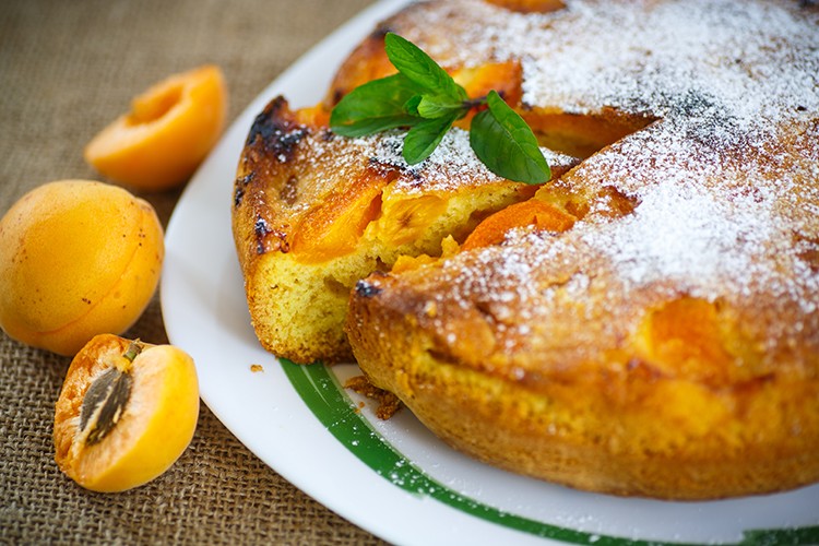 Aprikosenkuchen
