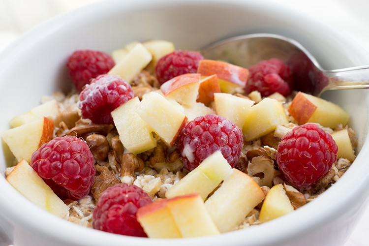 Apfel-Himbeer-Müsli
