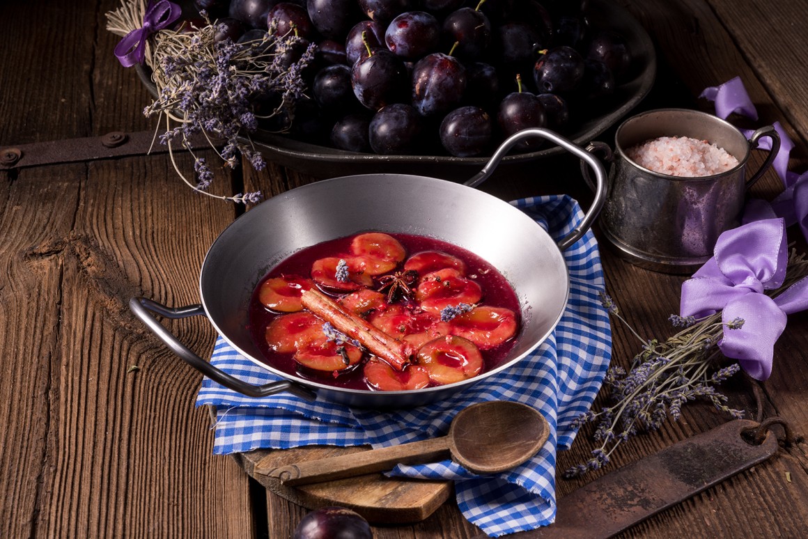 Pflaumenkompott mit Zimt - Rezept