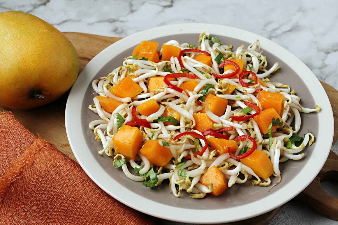 Mango-Sprossen-Salat