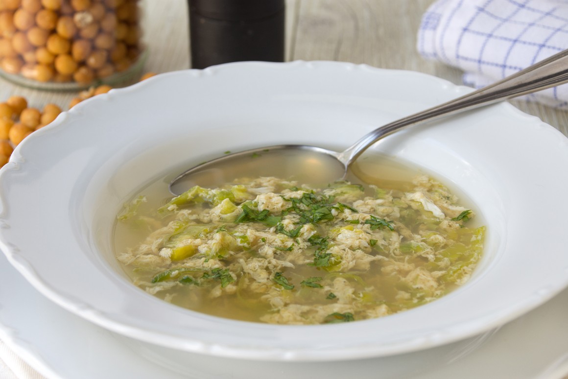Lauchsuppe mit Eigraupen