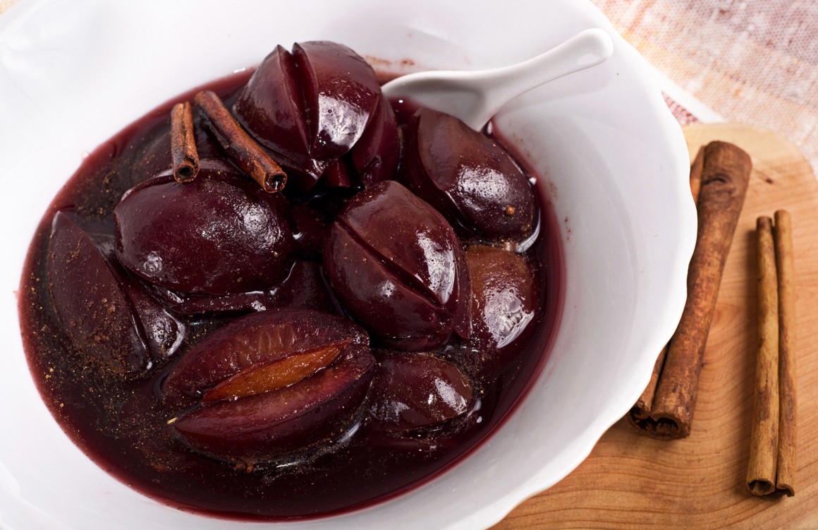Pflaumenkompott mit Portwein - Rezept